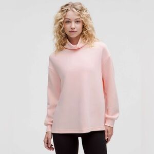 NWOT Lululemon Softstreme Funnel neck Long Pullover
strawberry Milkshake large